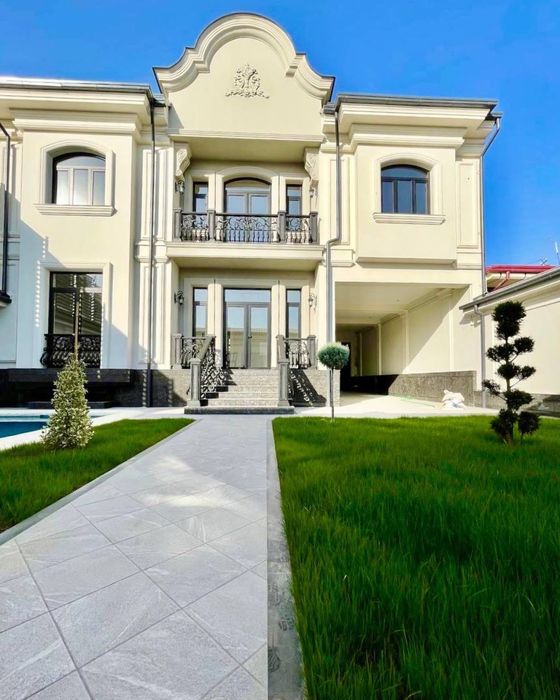 Сдается евродом под офис с зади Гостиница Россия