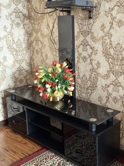 Телевизор учун подставка