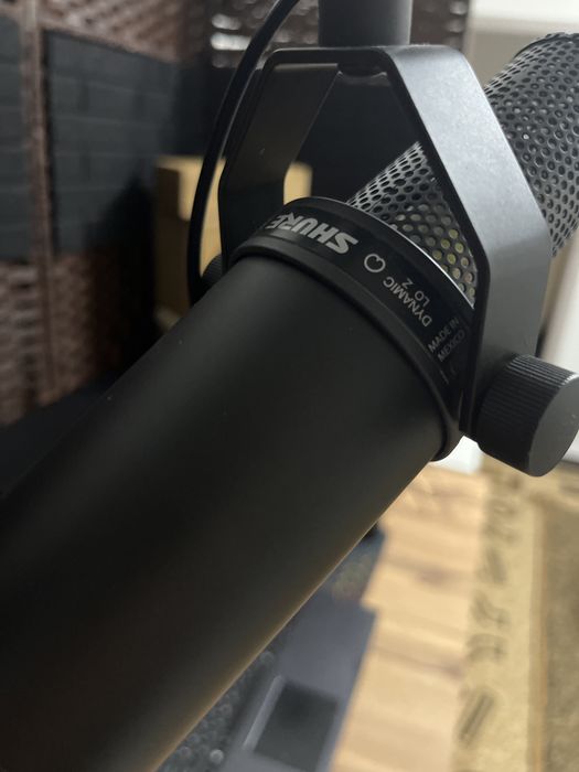 Микрофон Shure SM7B + Dynamite sE