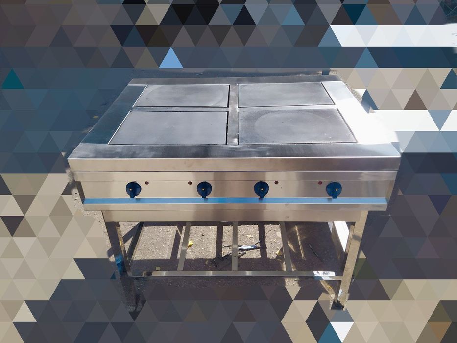 4 конфорочная плиты