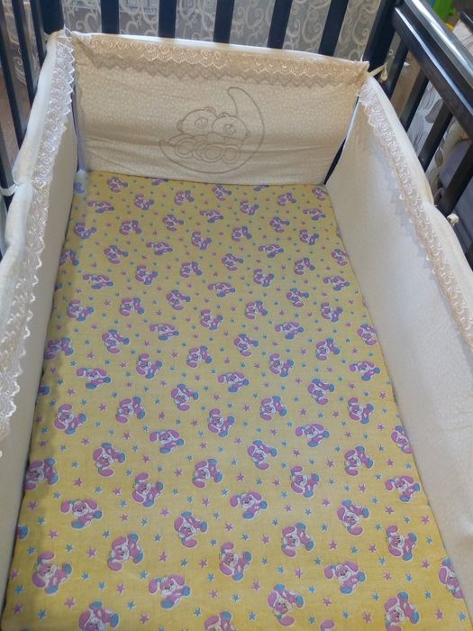 Детская кроватка