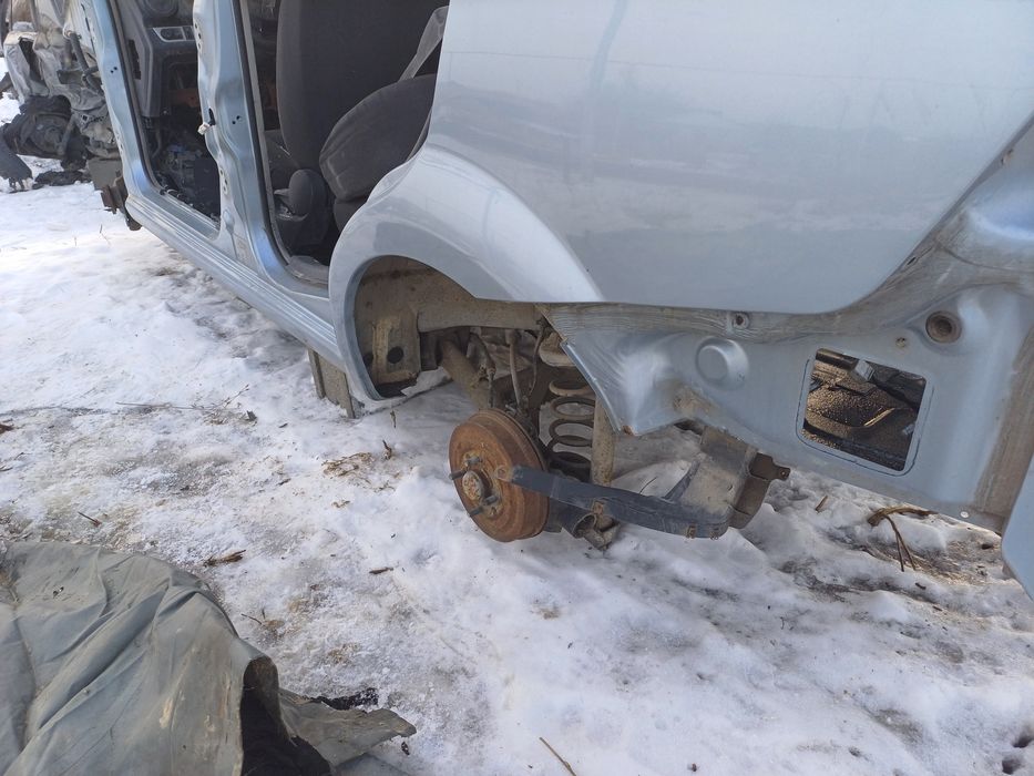 Равон р3 задние крыло левое