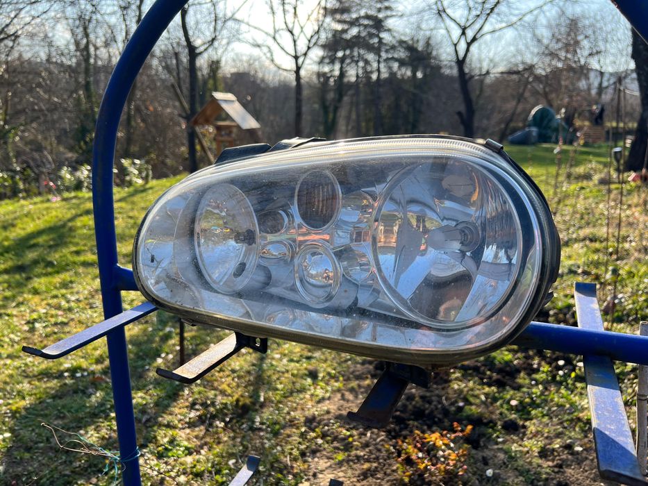 Фарове HELLA голф 4