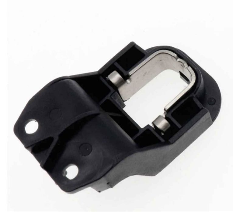 Нови щипки / уши / крепежи / Държачи за фарове BMW X5 e70 /BMW X6 E71