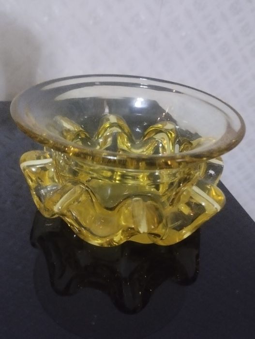 Продам изделия из чешского стекла