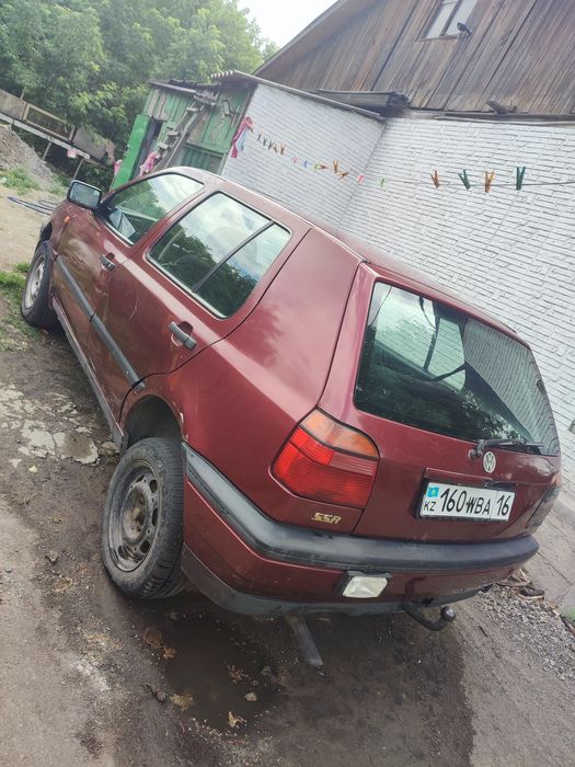 Фольксваген гольф 3 1994г.в обьем 1.6