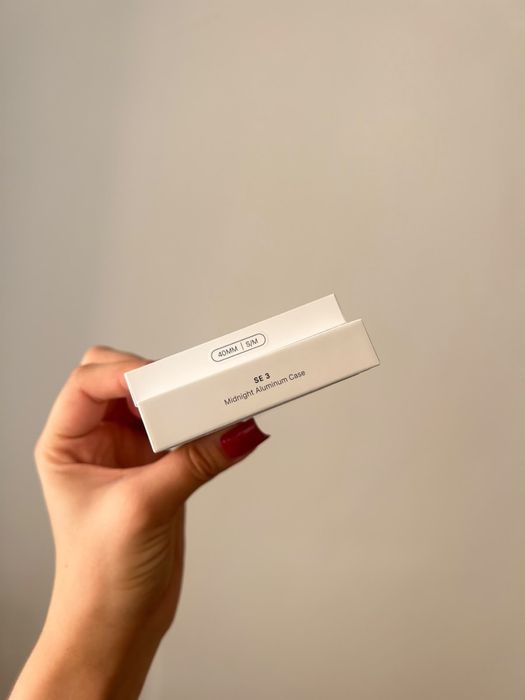 Продам Apple Watch SE 3