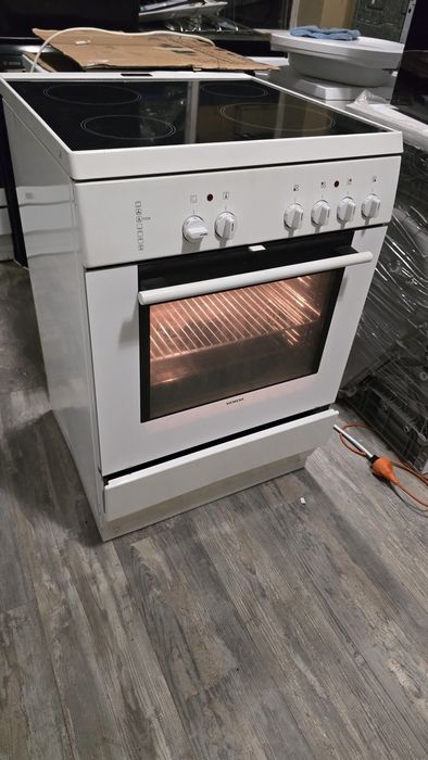 Печка Siemens 60см