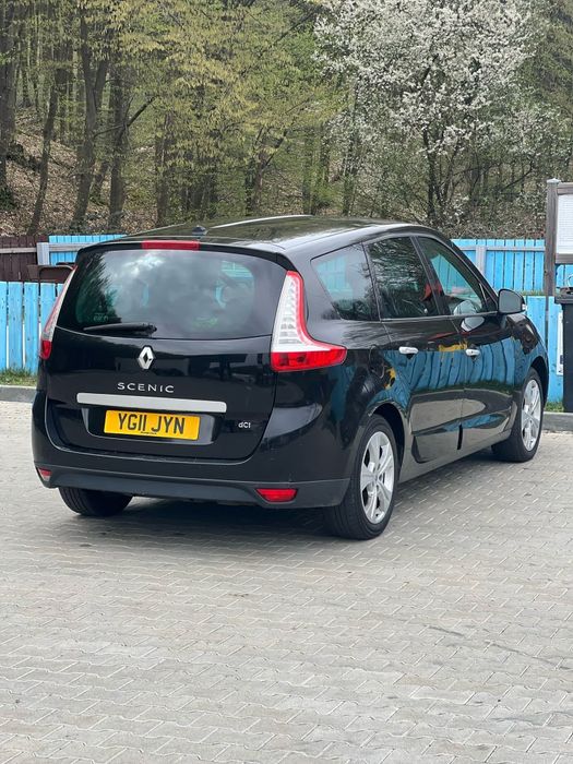 Aripa dreapta spate renault grand scenic 3 an 2012