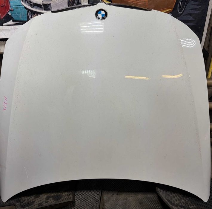 Капот на bmw e90