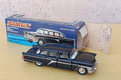 Модель Чайка в масштабе 1/43.