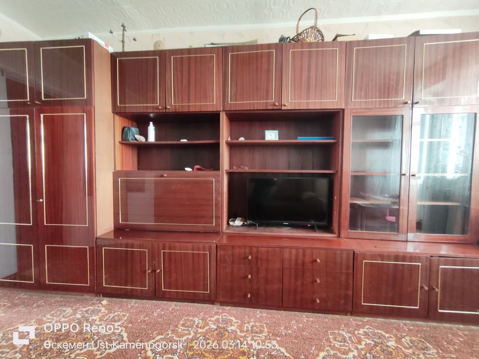 Отдам шкаф-стенку