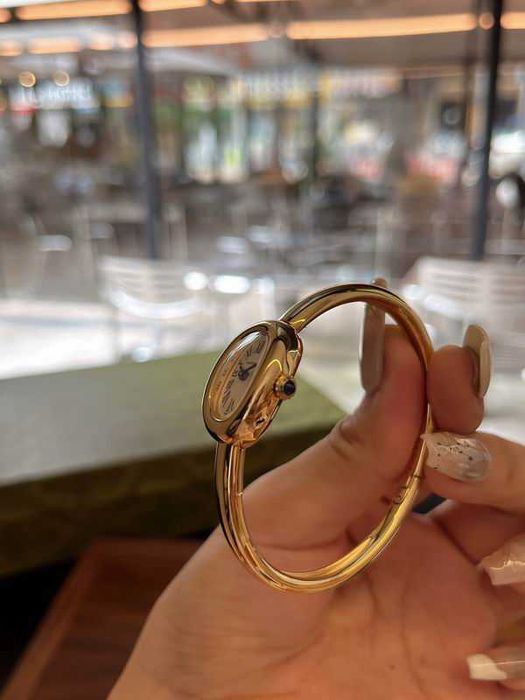 Кварцов дамски часовник Cartier Baignoire Mini