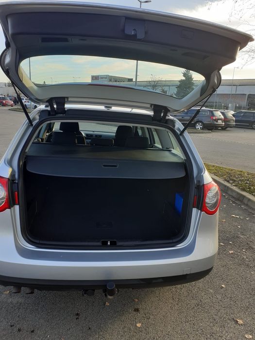 Vând Volkswagen Passat