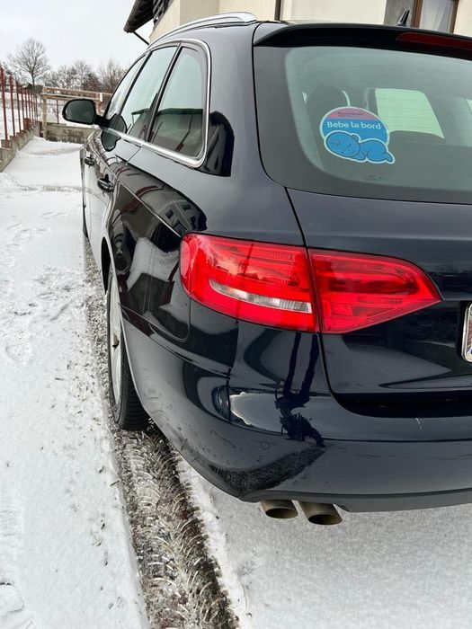 Vând Audi a4 b8 an 2009 e5