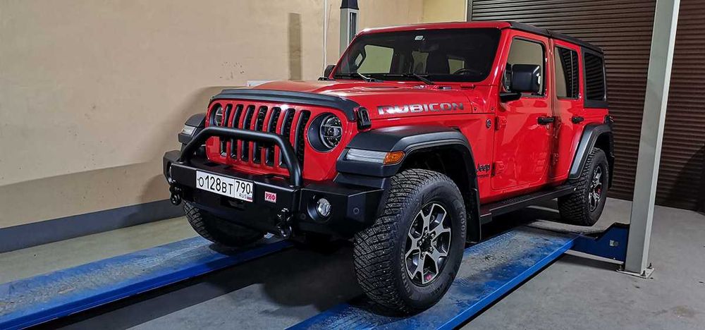 Бампер РИФ силовой передний Jeep Wrangler