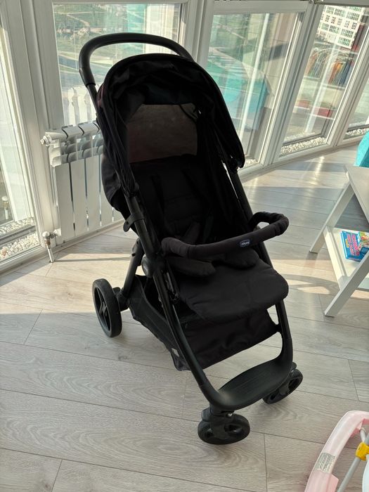 Продам коляску Chicco Multiride Jet Black