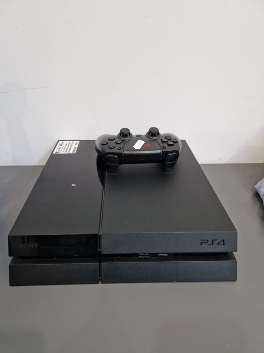 PlayStation 4 +Maneta +Cabluri Garantie #48313