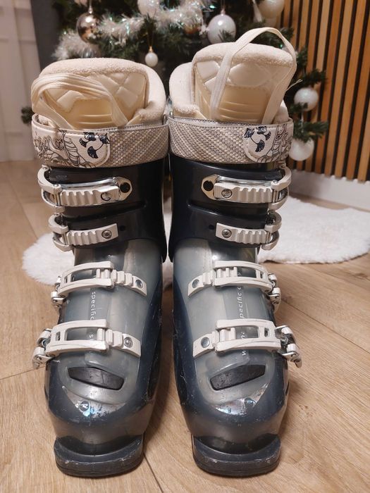 Ски обувки Rossignol 245