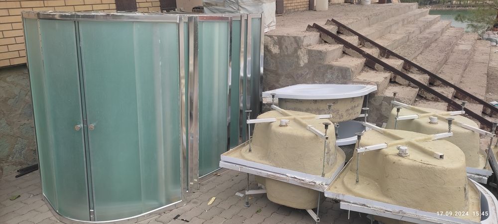 Душевой кабинка б/у