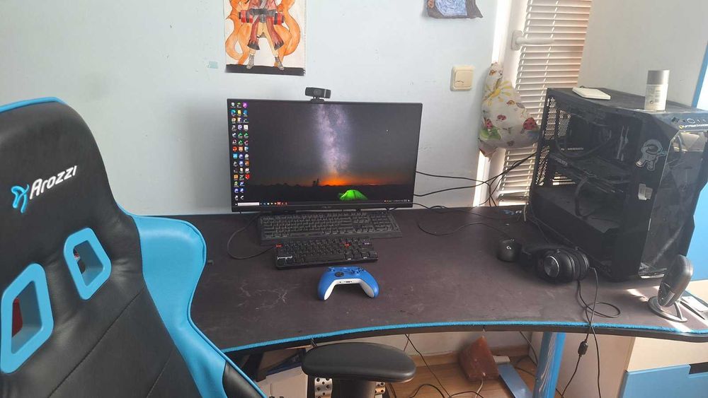 Цял setup с бюро и стол