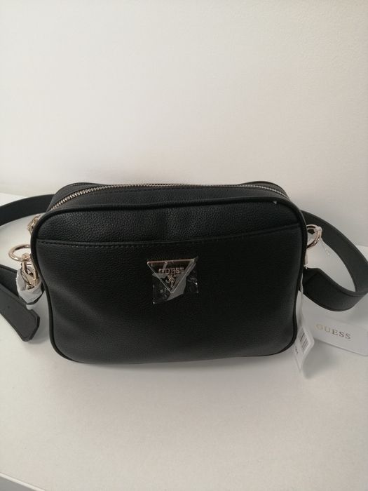 Дамска чанта Guess