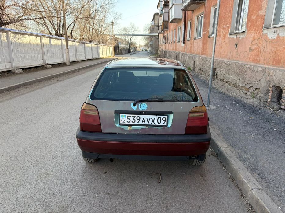 Продам машину гольф 3