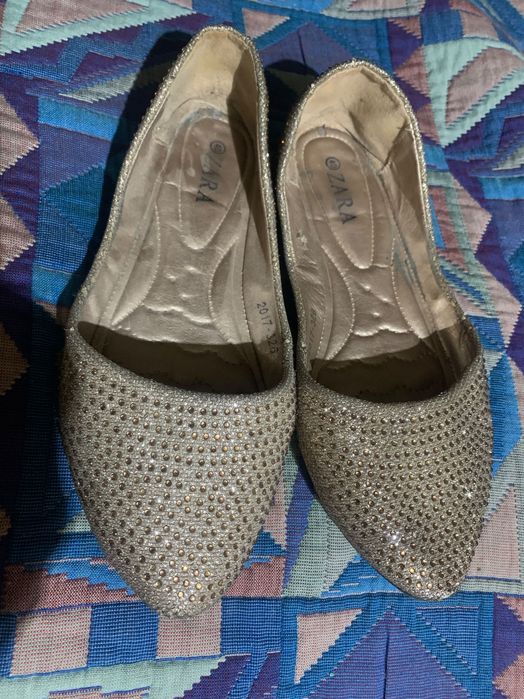 Балетки Zara со стразами, р. 40