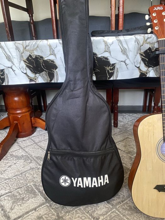 В продаже Ямаха с40 (Левша)