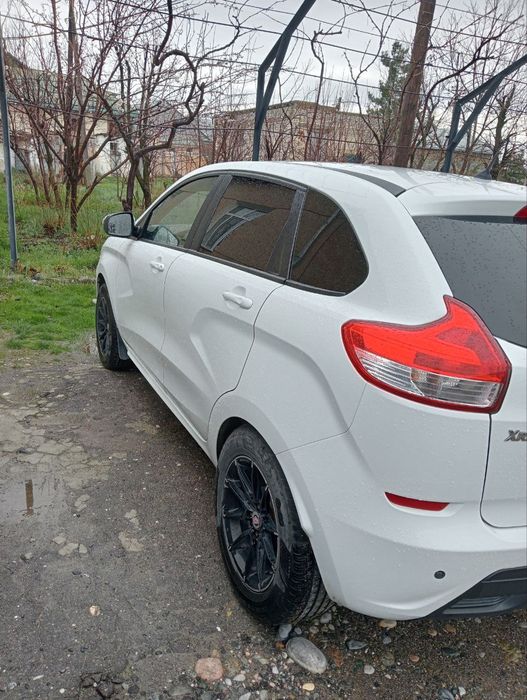 Лада Xray 2018 й