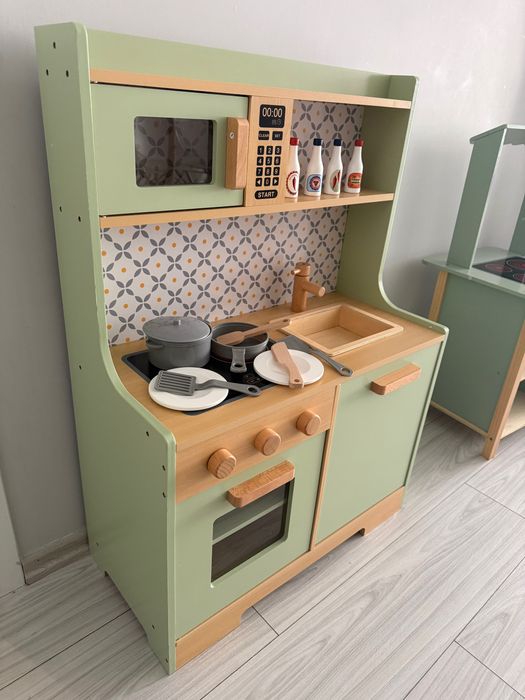 Нова Детска дървена кухня