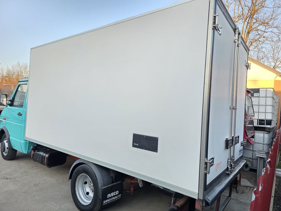 Cub frigorific functional 220 !!