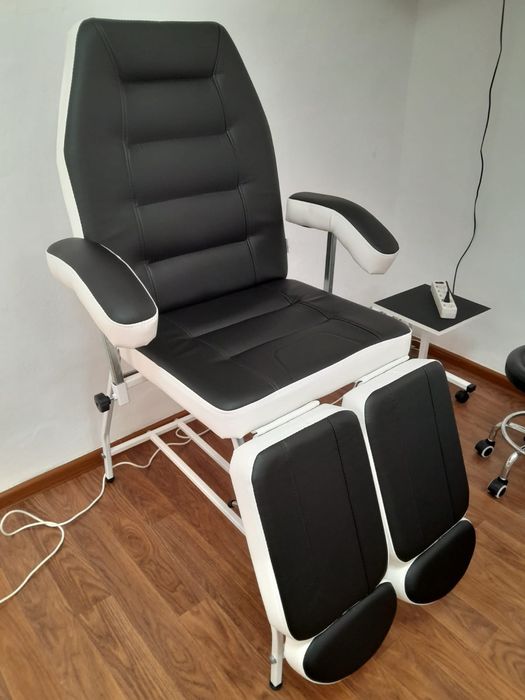 Кресло - трансформер для бьюти-мастеров .