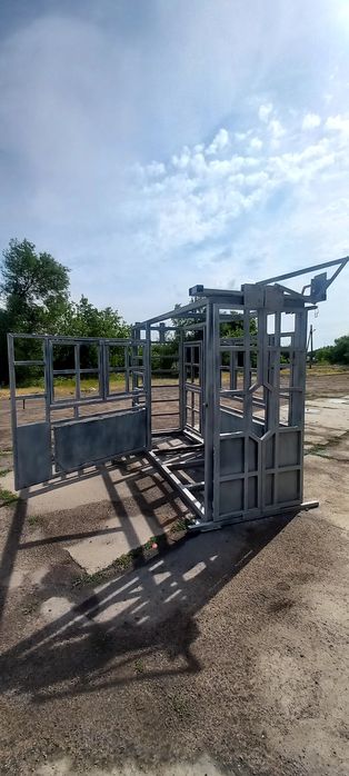 *Раскол (Фиксатор) для скота и Лошадей*