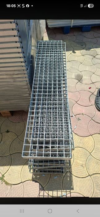 Trepte metalice 86x23