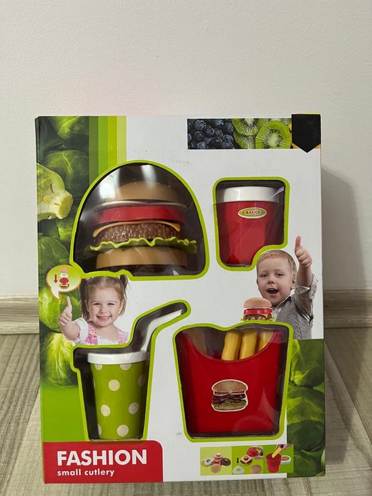 Set Fast Food mancare realista, cartofi, burger, suc, 3 ani+