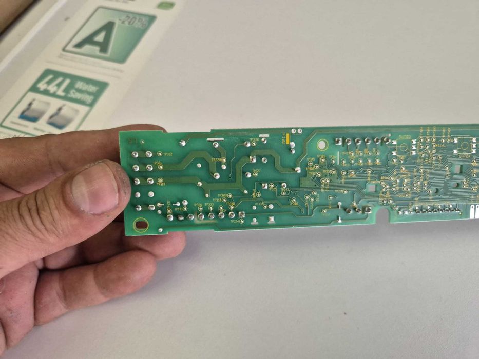 Placa electronica combina frigorifica Whirlpool BSNF8451OX model / R23