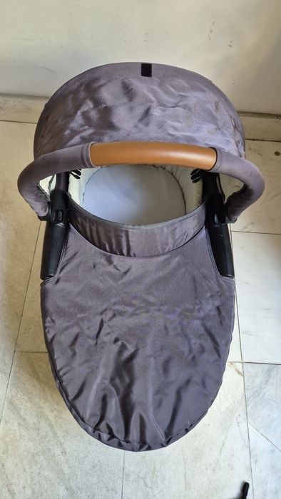 Кош за новородено Mutsy Evo