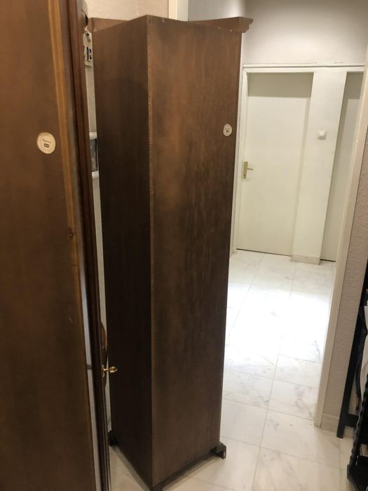 Италианска ъглова витрина масив ляв и десен от