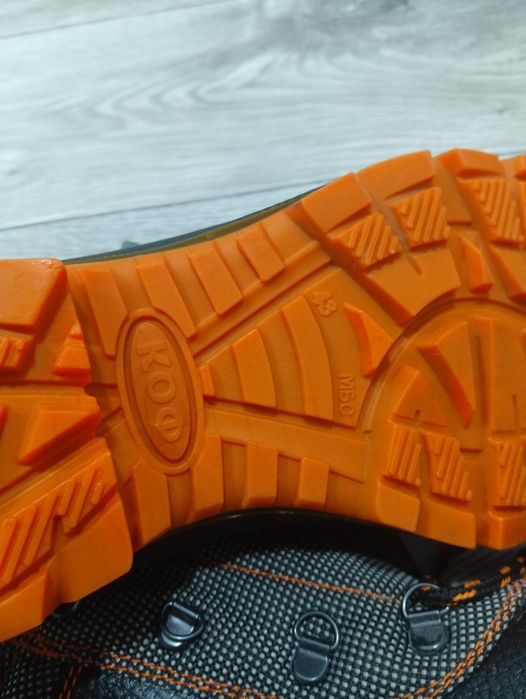 Спец обувь 43 размер