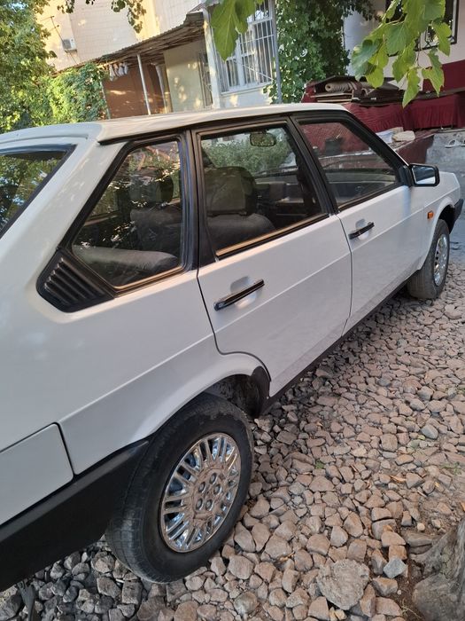 Лада 2109 автомашина