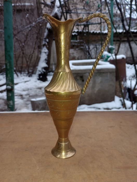 Vază decorativă din alamă/bronz