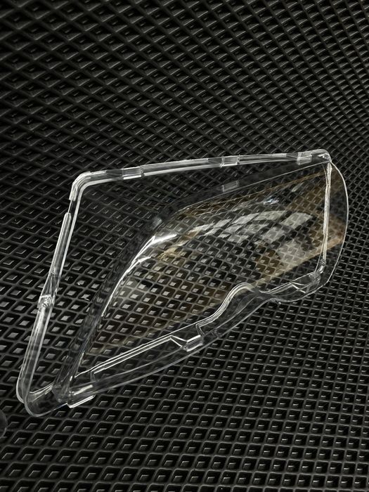 Бмв Стекла на Фары