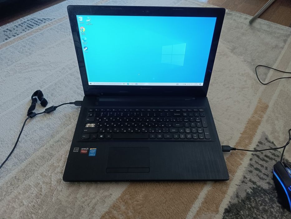 Ноутбук Леново продам