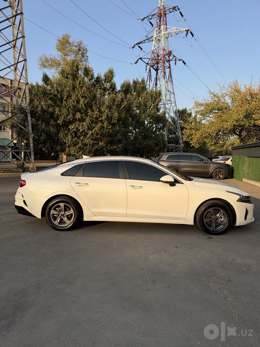 Продается KIA K5