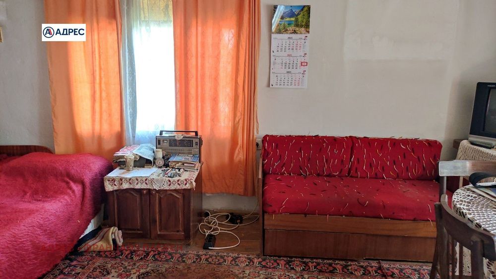 Къща в Плевен, област-с.Буковлък площ 85 цена 45000