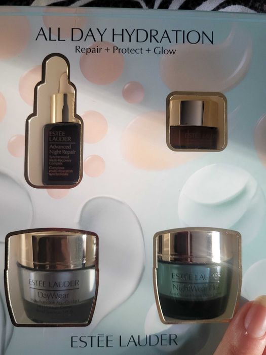 Set creme Estee Lauder ,cadou ptr ea!