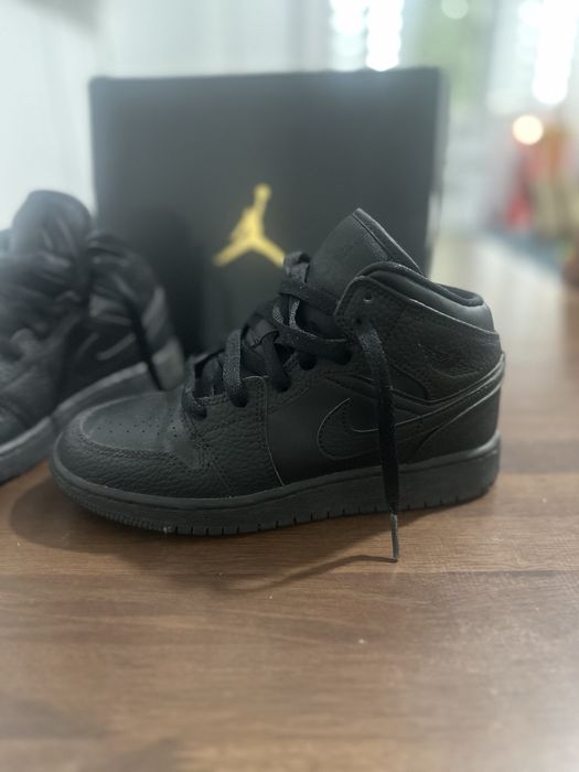 Кроссовки Air Jordan 1 Mid,размер 35.5