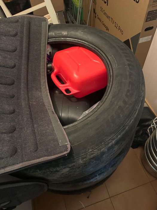 Продам резина на 18