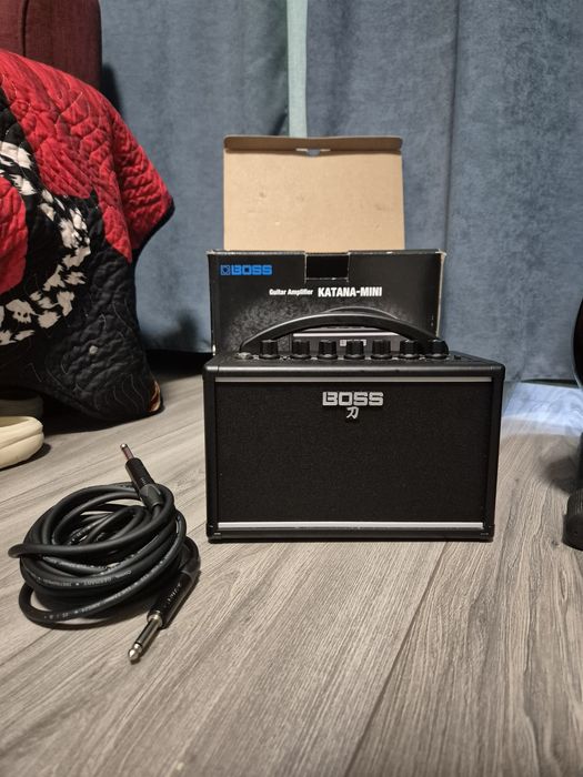 boss katana - Instrumente muzicale | OLX.ro
